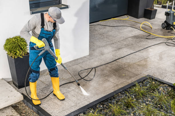 Best Sidewalk Pressure Washing  in Yorklyn, PA